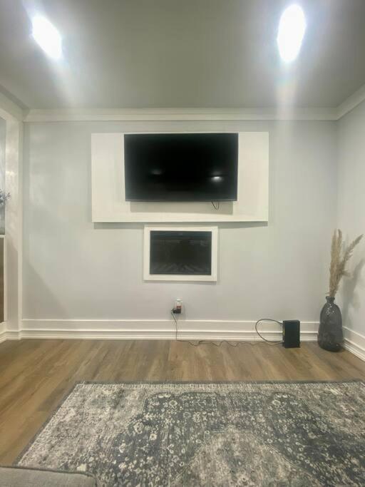 Holiday home Charming Bungalow Near Downtown